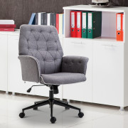 Офисное кресло с текстильной обивкой